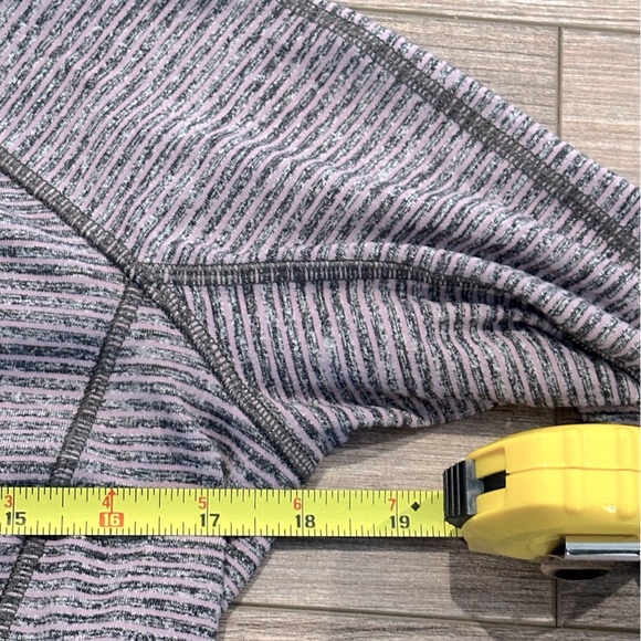 Lululemon Face Your Peace Pink and Gray Running Pullover Size 8 - Picture 10 of 11